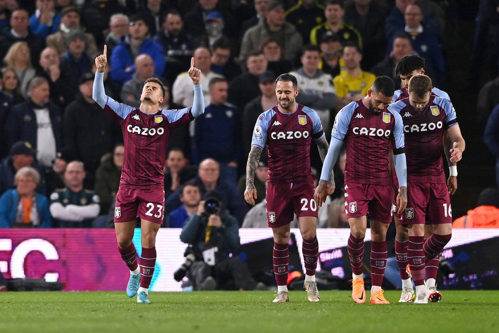 在进攻中游 在进攻中游